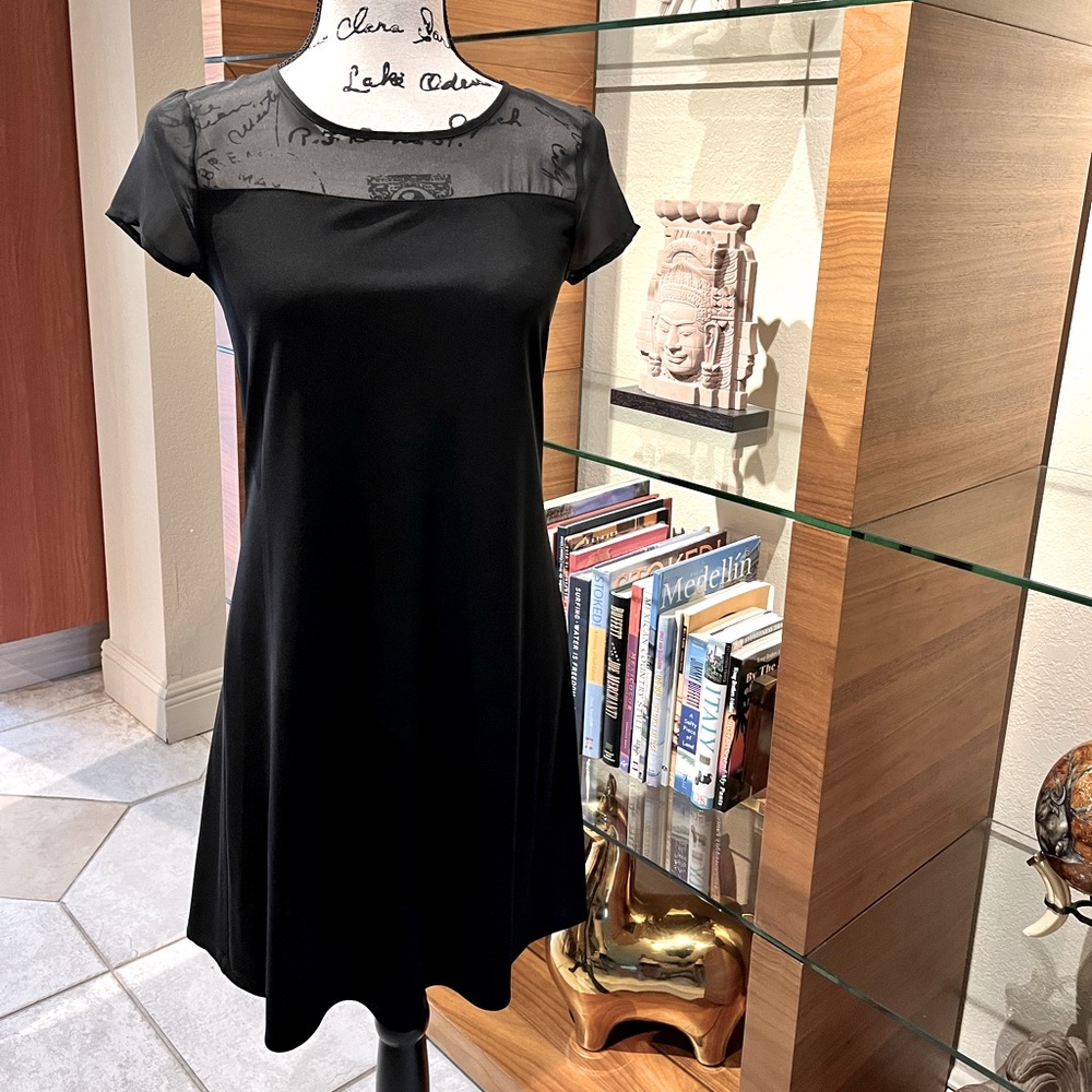 VINCE CAMUTO black mini dress casual
